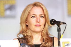 Studio Tried To Pay Gillian Anderson Half Of What It Paid David Duchovny For X-Files Reboot. She Wouldn’t Let Them.